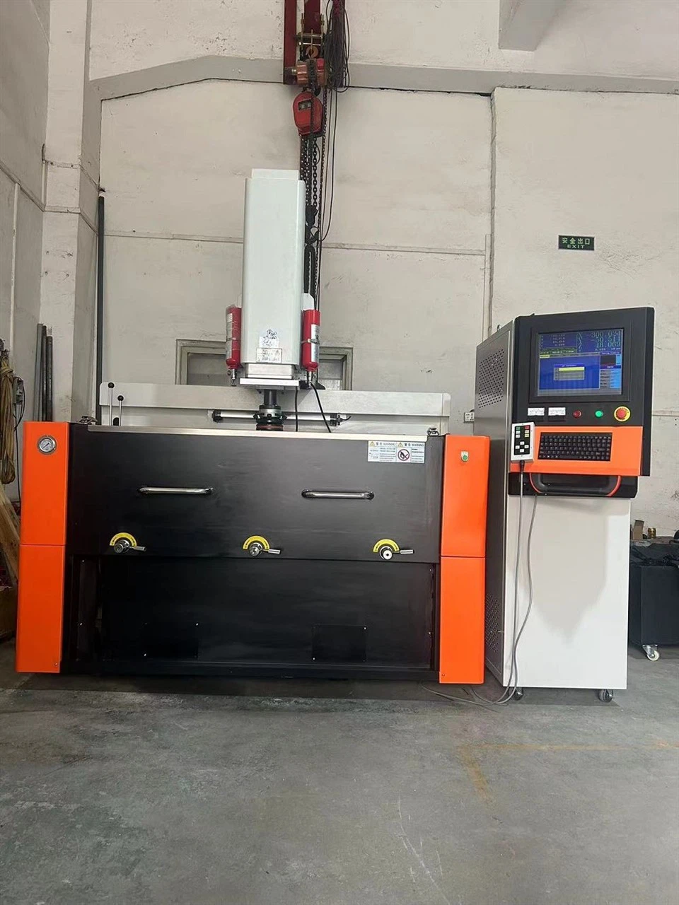 8ebbfa265d944e0839b326c2e90718a(001)